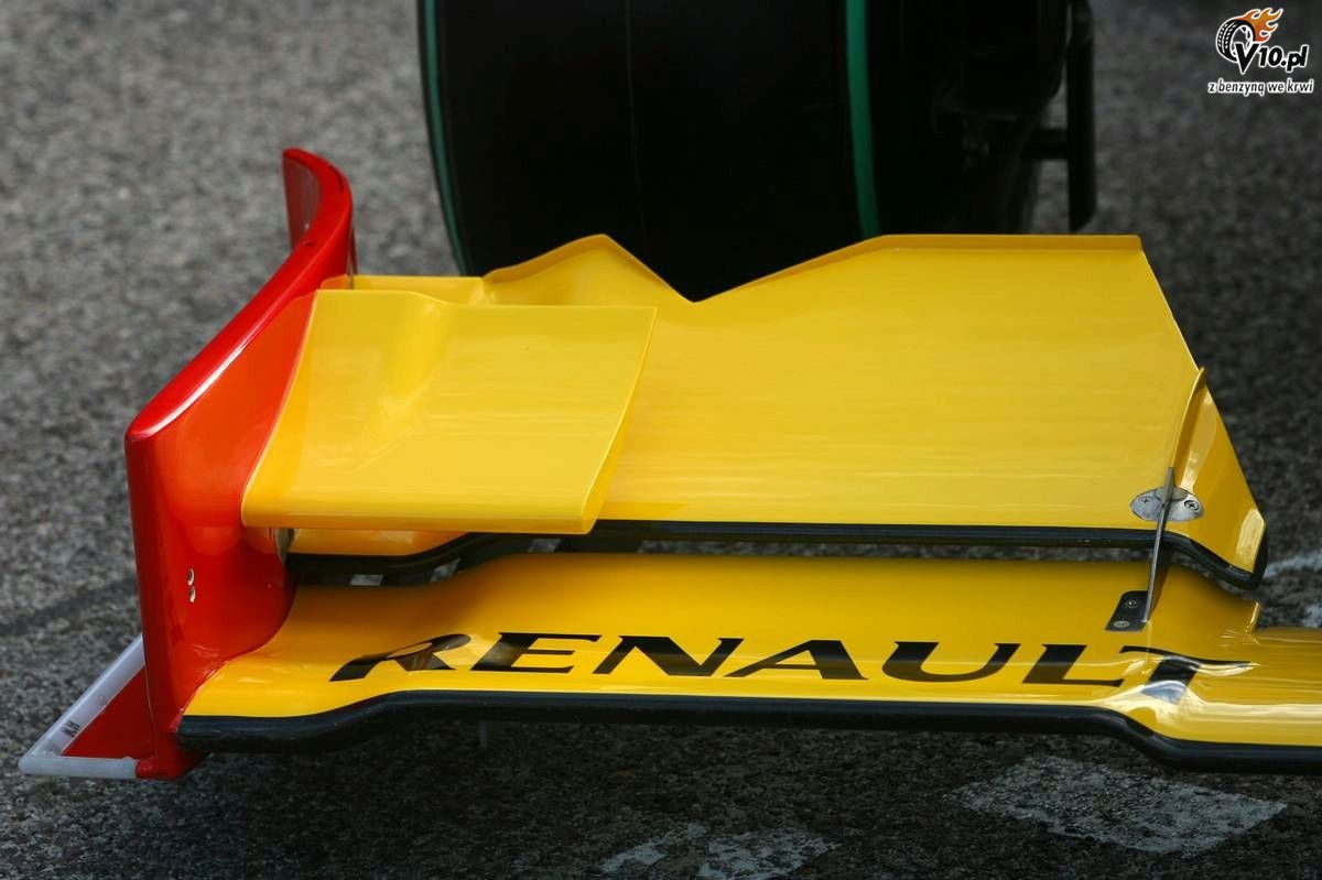 Bolid Renault F1 R30 2010