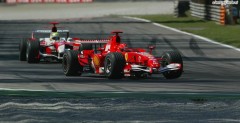 Michael Schumacher na wejciu w Variante della Roggia