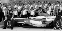 Super Aguri zawsze nadrabiało braki finansowe pasją i miłością do Formuły 1 Super Aguri zawsze nadrabiało braki finansowe pasją i miłością do Formuły 1