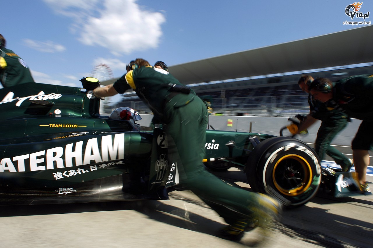 Grand Prix Japonii - czwartkowe przygotowania i pitkowe treningi