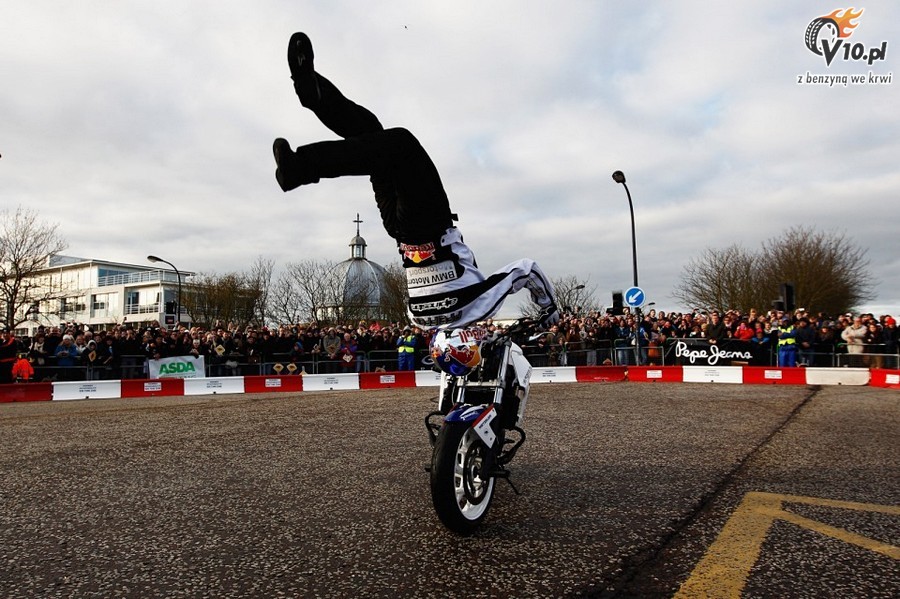 Pokaz Red Bulla w Milton Keynes