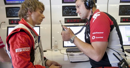 Testy dla młodych kierowców w Abu Zabi - dzień pierwszy