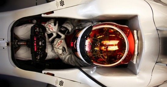 Testy dla młodych kierowców w Abu Zabi - dzień pierwszy