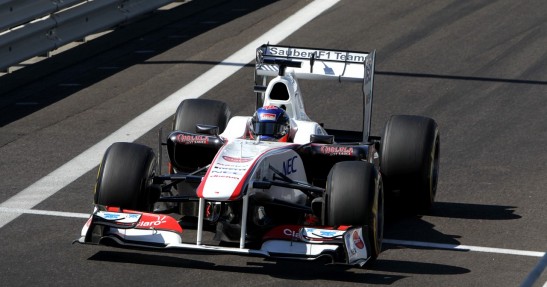 Testy dla młodych kierowców w Abu Zabi - dzień pierwszy