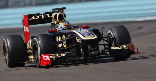 Testy dla młodych kierowców w Abu Zabi - dzień pierwszy