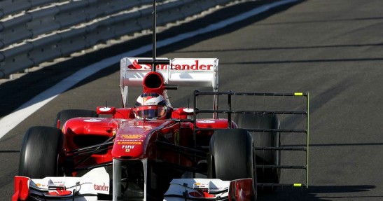 Testy dla młodych kierowców w Abu Zabi - dzień pierwszy