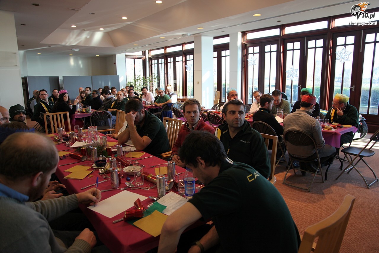 wita Boego Narodzenia 2012 u Caterhama