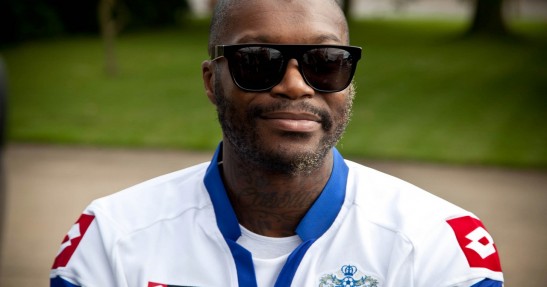 Spotkanie stajni Caterham z drużyną Queen Park Rangers