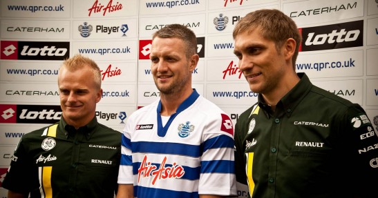 Spotkanie stajni Caterham z drużyną Queen Park Rangers