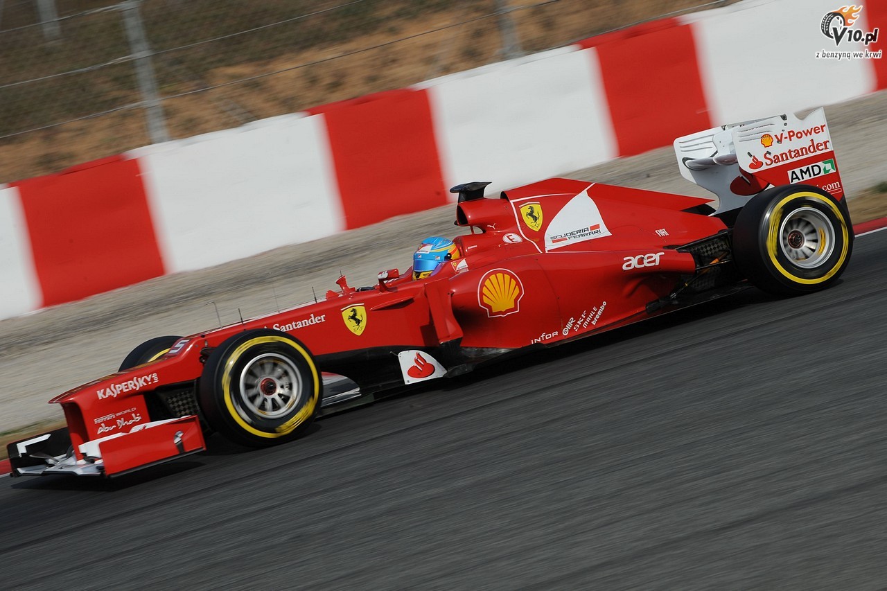 Alonso studzi nastroje rozpaczy i wzywa Ferrari do ataku