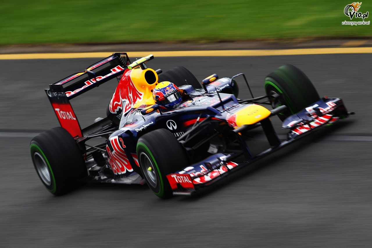 Mercedes donis na dziwn prac silnika w bolidzie Red Bulla do FIA
