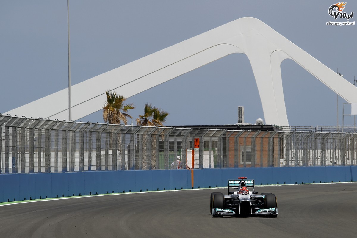 Schumacher mg straci podium, ale wybroni si u sdziw