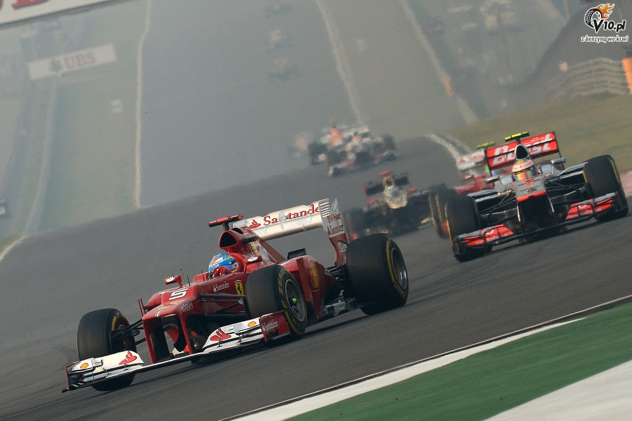 Alonso wcieky na Ferrari. Podczas GP Indii wpad w sza