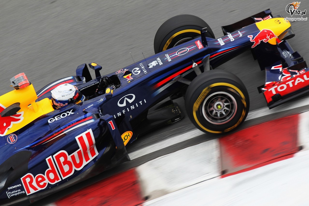 Red Bull jedzi take z nielegalnym chodzeniem hamulcw. FIA zareagowaa