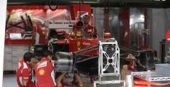 Ferrari mocne w kadych warunkach. Czerwony bolid jedzi z kolejnymi poprawkami