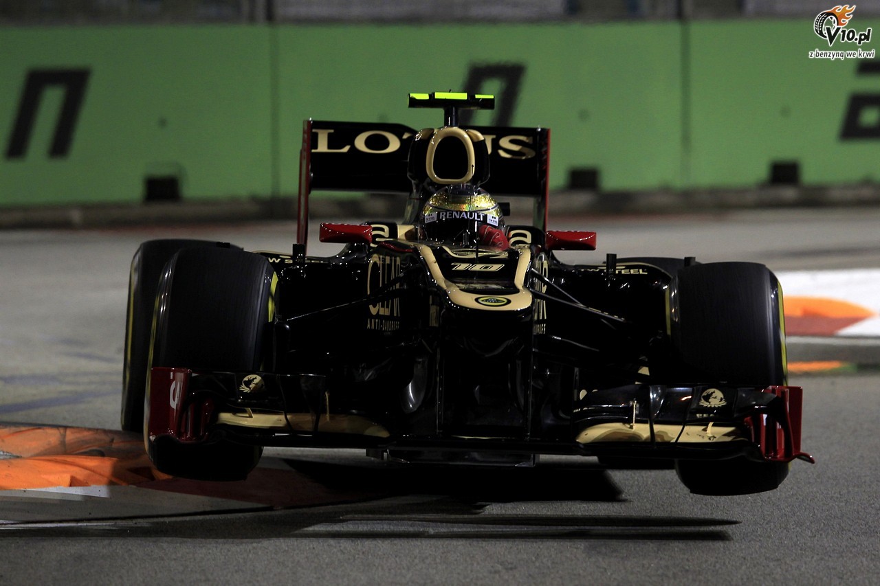 GP Singapuru - kwalifikacje: Hamilton deklasuje rywali
