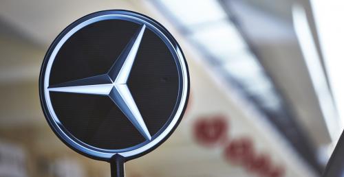 Daimler przejął resztę udziałów stajni Mercedesa