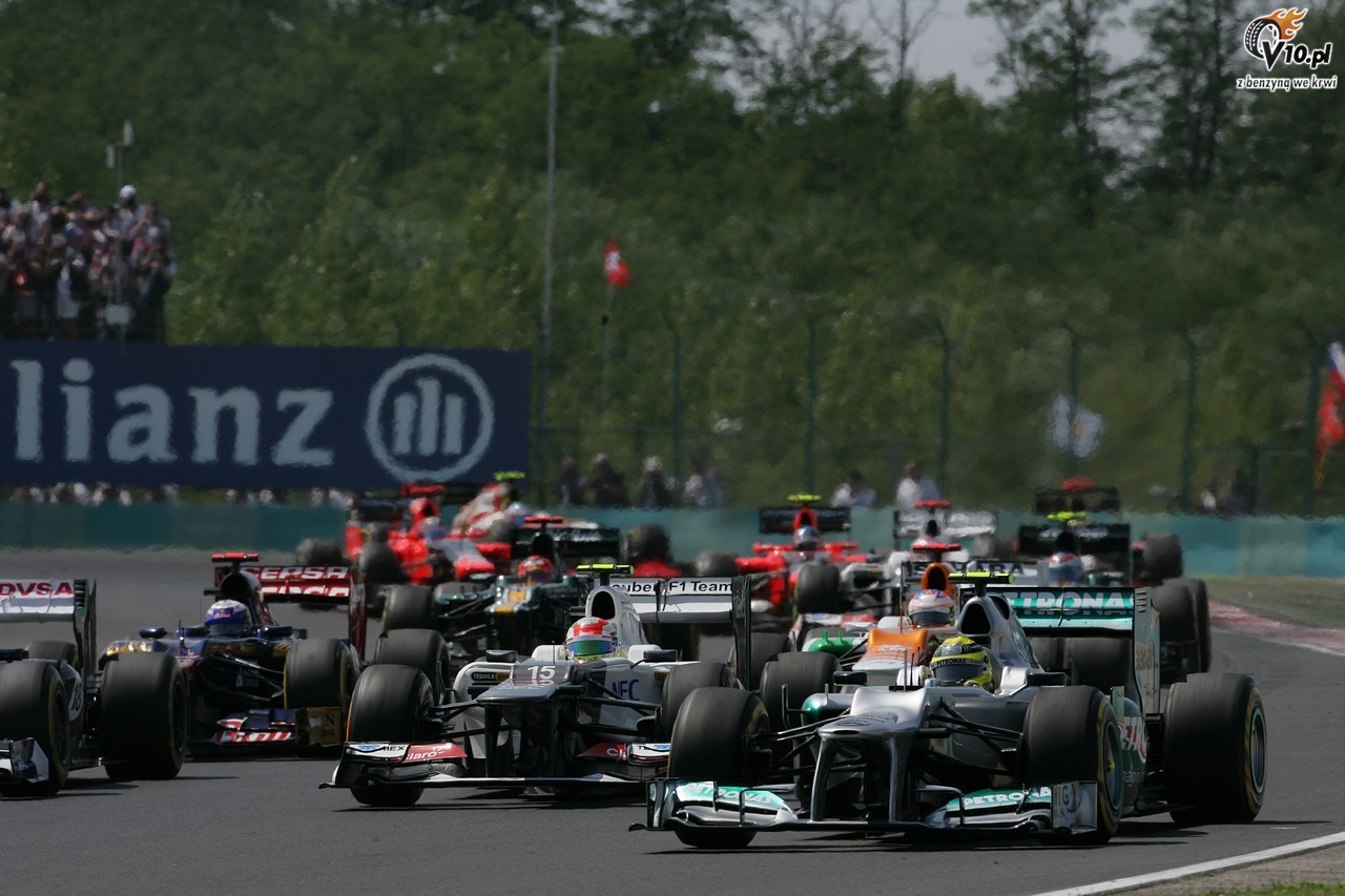 Kobayashi myli o podium, Perez o zwycistwie