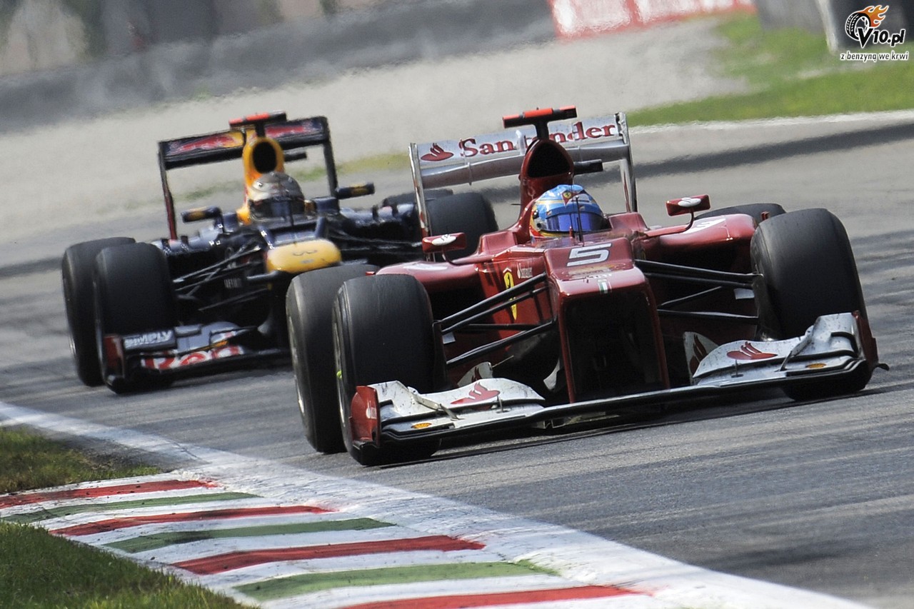Hamilton: Byy rozmowy z Ferrari