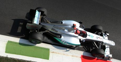 Mercedes zabiera na GP Singapuru nowy wydech