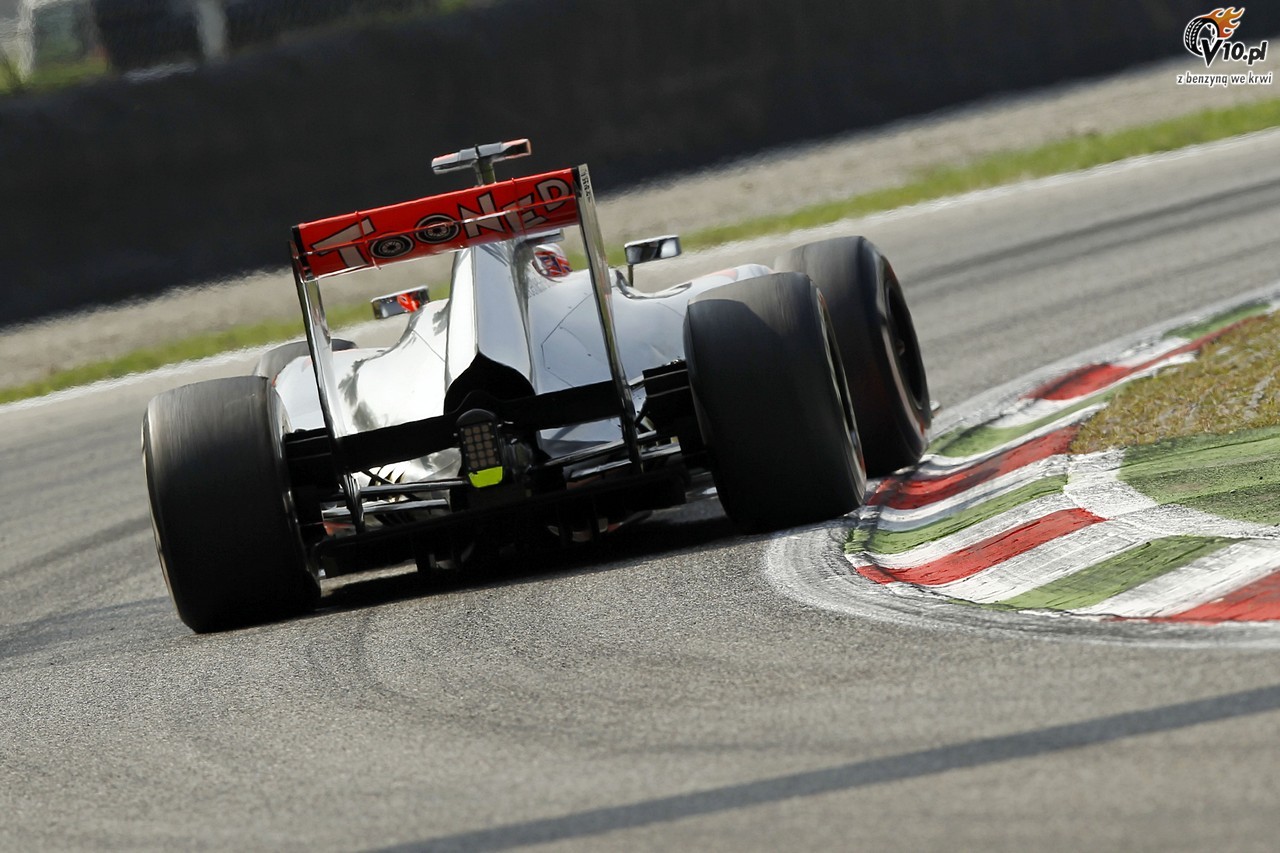 McLaren zidentyfikowa problem z pomp paliwa w bolidzie Buttona podczas GP Woch