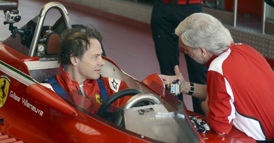 Jacques Villeneuve w Ferrari 312 T4 ojca Gillesa