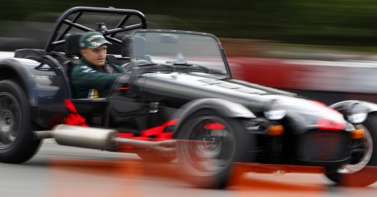 Akademia kręcenia bączków Caterhama