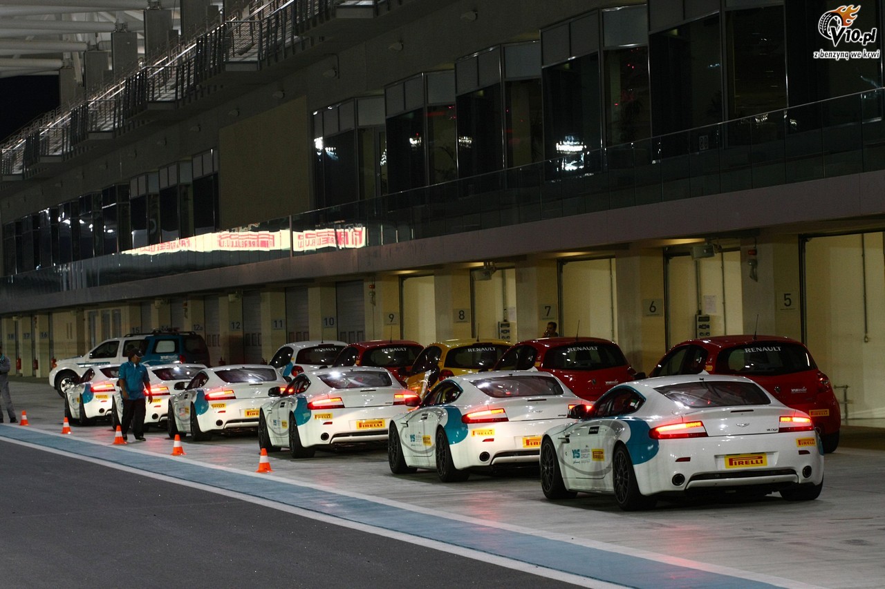 Pirelli rozpoczyna sezon 2012
