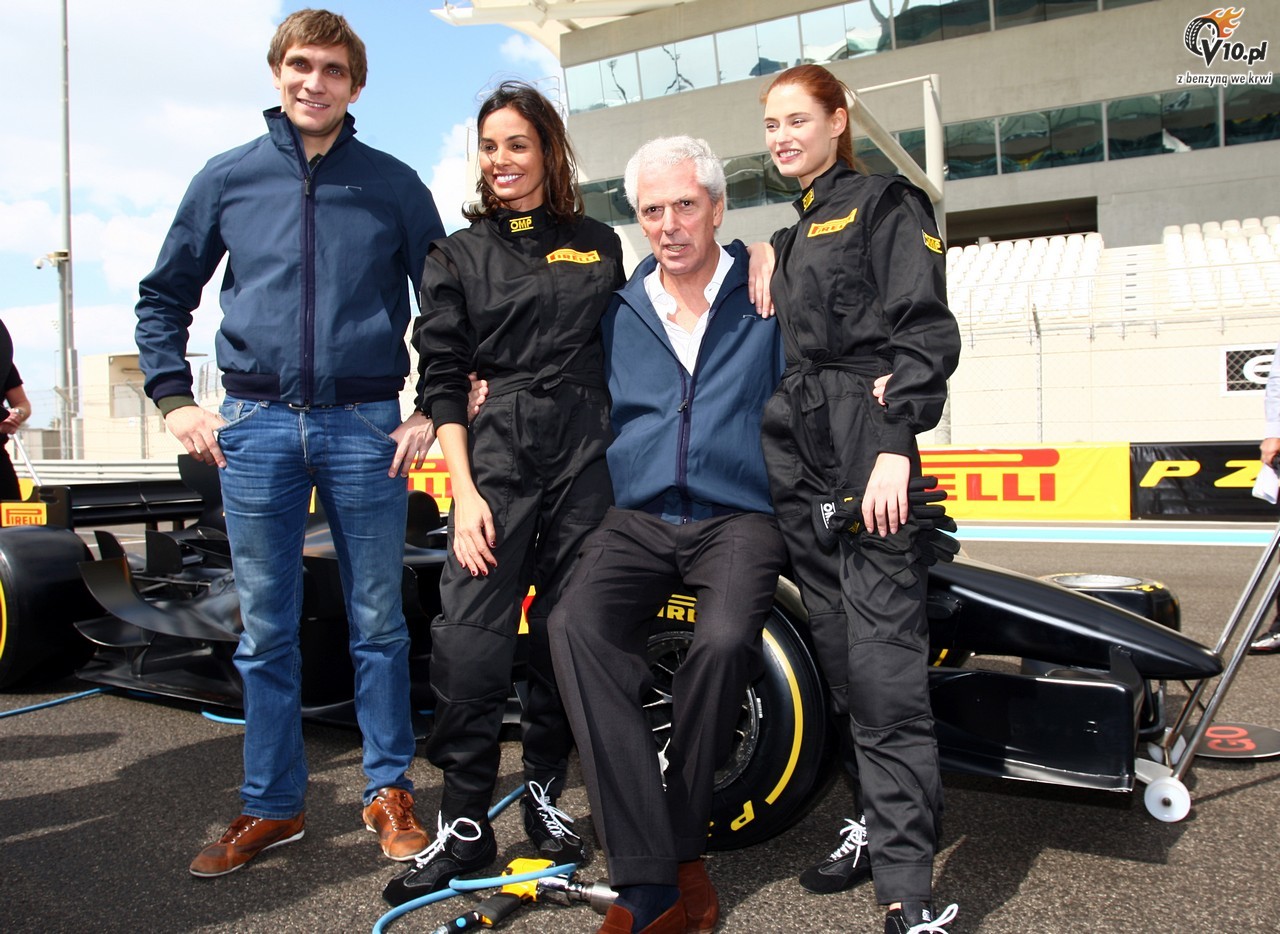 Pirelli rozpoczyna sezon 2012