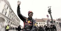 Red Bull świętuje podwójne mistrzostwo sezonu 2012 w Grazu Red Bull świętuje podwójne mistrzostwo sezonu 2012 w Grazu