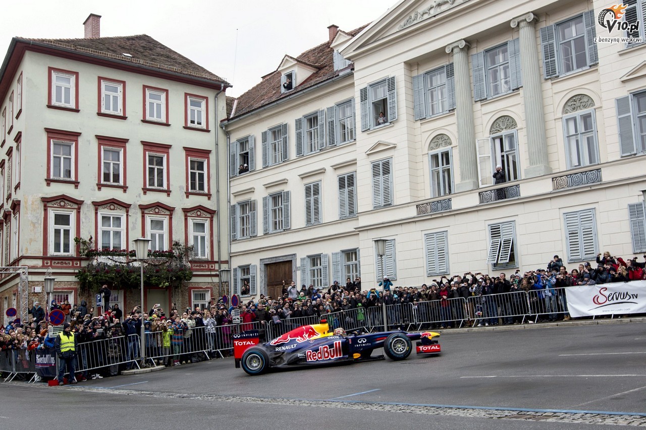 Red Bull wituje podwjne mistrzostwo sezonu 2012 w Grazu