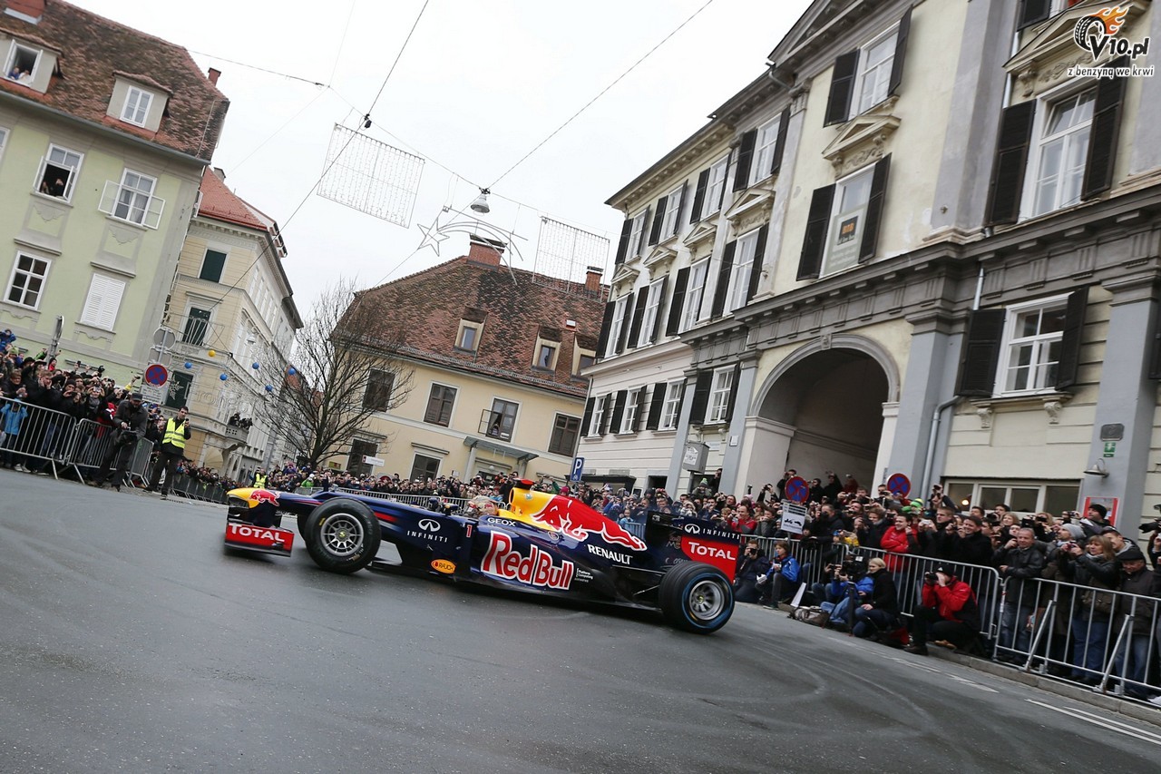 Red Bull wituje podwjne mistrzostwo sezonu 2012 w Grazu