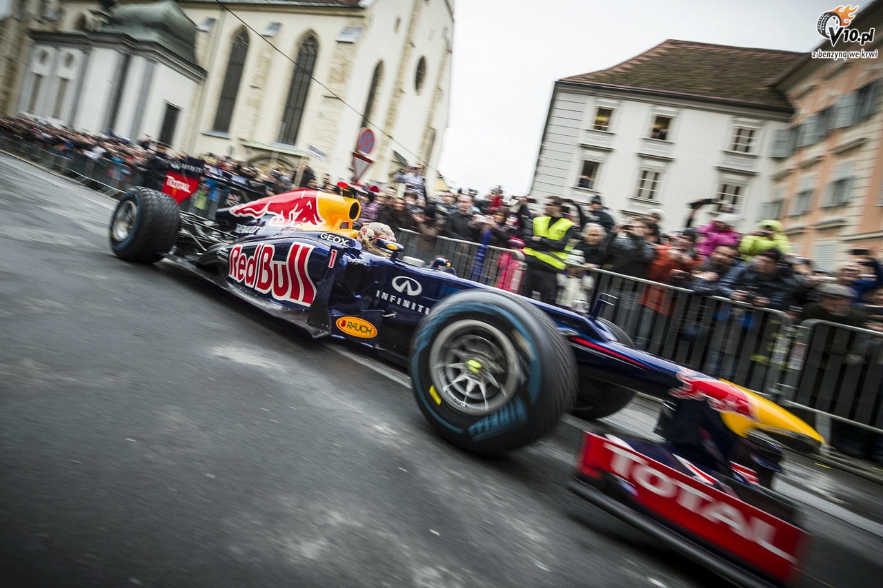 Red Bull wituje podwjne mistrzostwo sezonu 2012 w Grazu