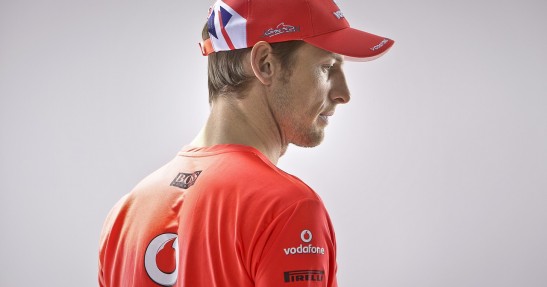 Button i Hamilton w sesji zdjęciowej McLarena