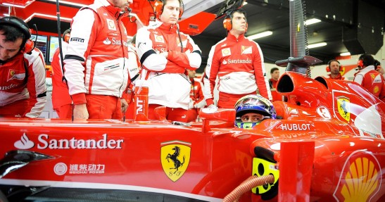 II testy F1 w Barcelonie 2013 - dzień pierwszy