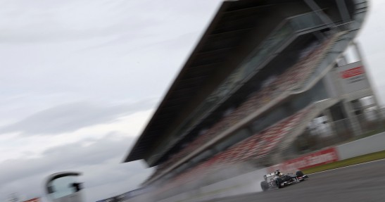 II testy F1 w Barcelonie 2013 - dzień pierwszy