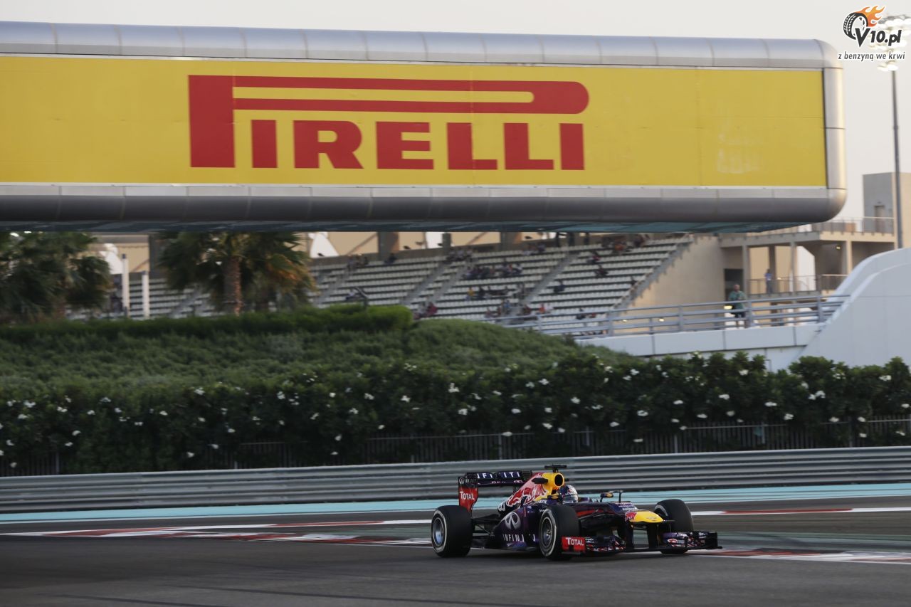 Vettel przegra pole position bdem na pierwszym zakrcie.