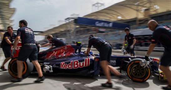 GP Bahrajnu 2013 - piątkowe treningi