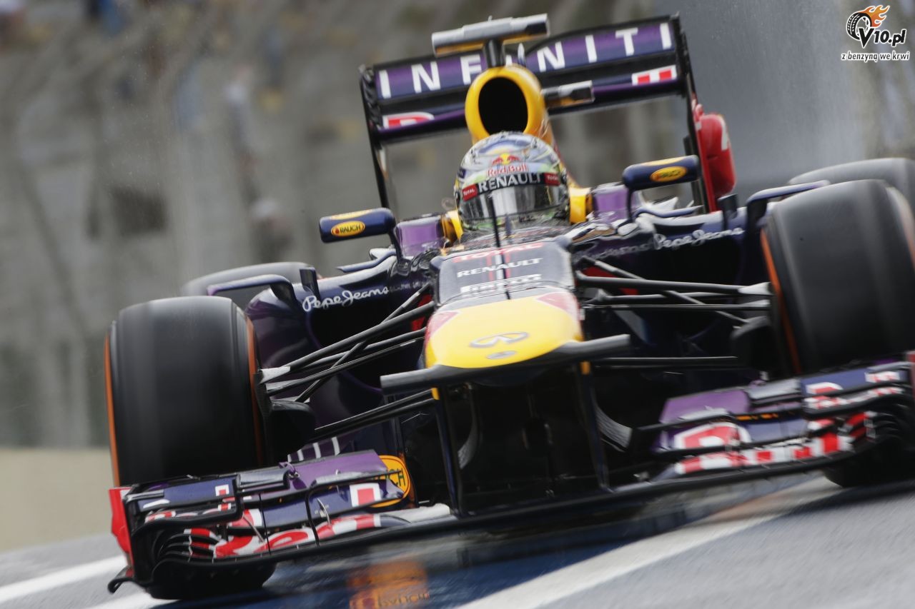 GP Brazylii - wycig: Vettel wygrywa i wyrwnuje rekord Ascariego