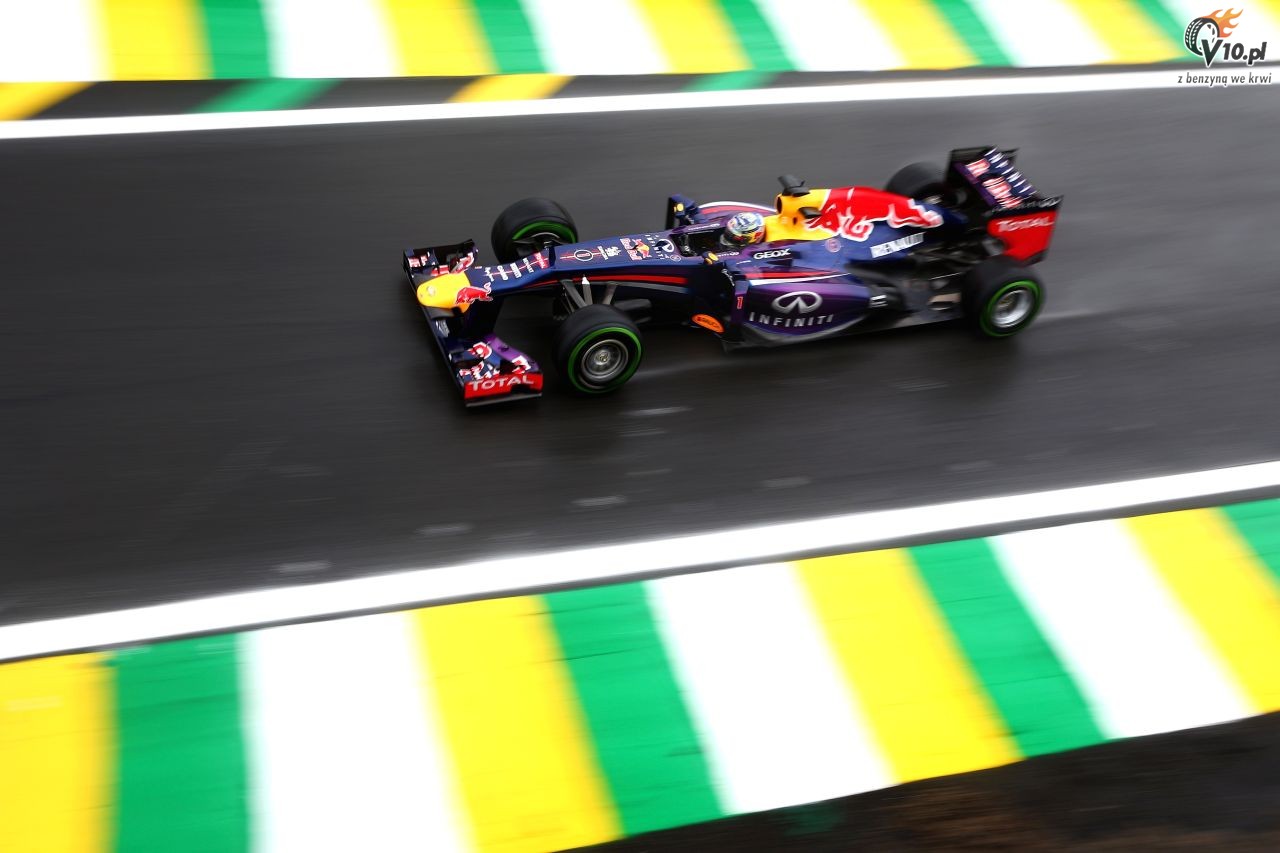 GP Brazylii - wycig: Vettel wygrywa i wyrwnuje rekord Ascariego