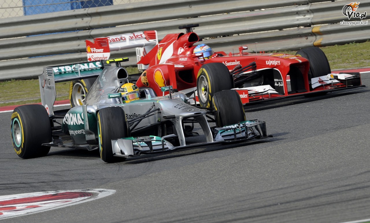 Hamilton marzy o jedzie dla Ferrari