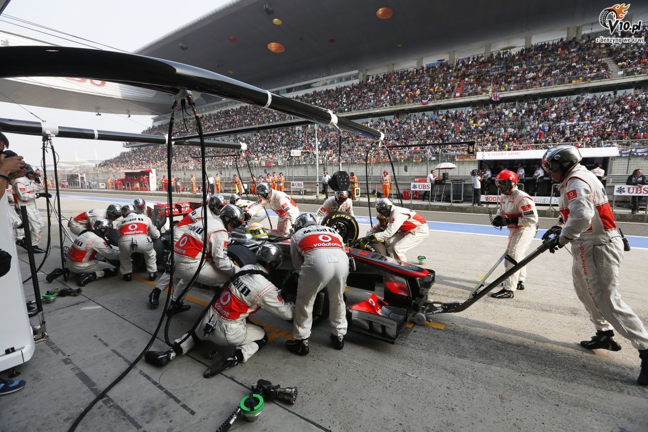Pirelli zmienia dobr opon na GP Bahrajnu. Mikka mieszanka idzie w odstawk