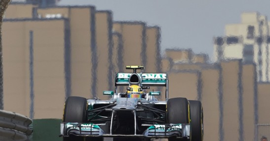 Formuła 1 jak wrestling? Opony robią coraz większe zamieszanie