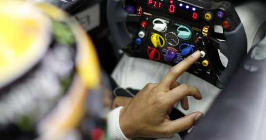 Formuła 1 jak wrestling? Opony robią coraz większe zamieszanie