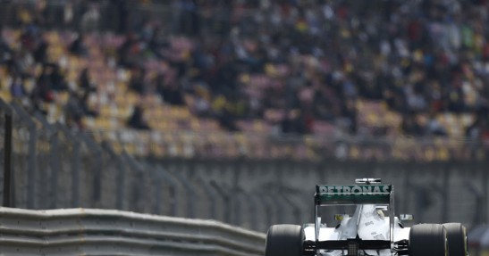 Formuła 1 jak wrestling? Opony robią coraz większe zamieszanie