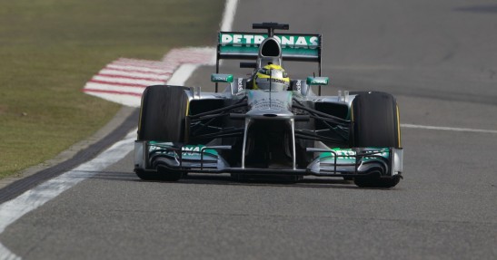 Formuła 1 jak wrestling? Opony robią coraz większe zamieszanie