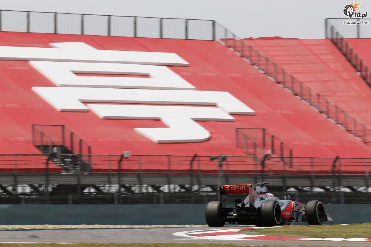 Formua 1 jak wrestling? Opony robi coraz wiksze zamieszanie