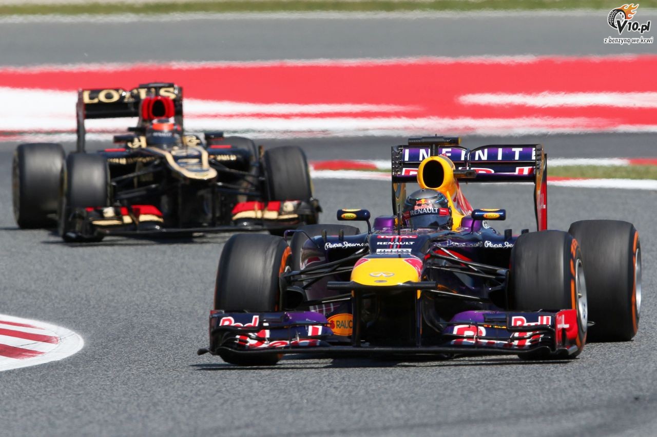 Hamilton: Raikkonen sprawiby Vettelowi kopoty w Red Bullu