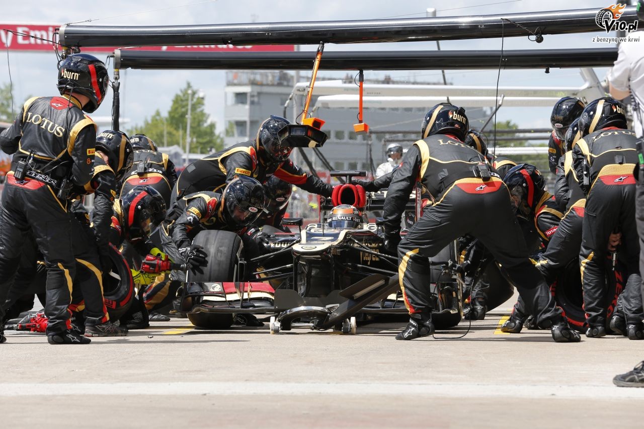 Nowe opony Pirelli zwiksz szanse na mistrzostwo Raikkonena i Alonso?
