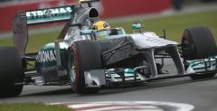 Hamilton: Alonso naciera jak byk
